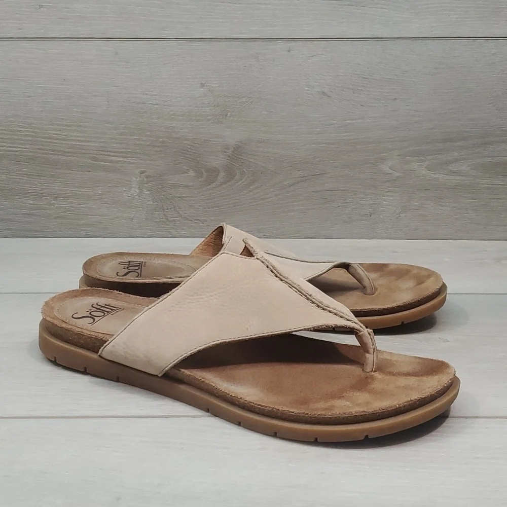 Sofft Womens Comfort Leather T strap Sandals Flats shoes 8.5M